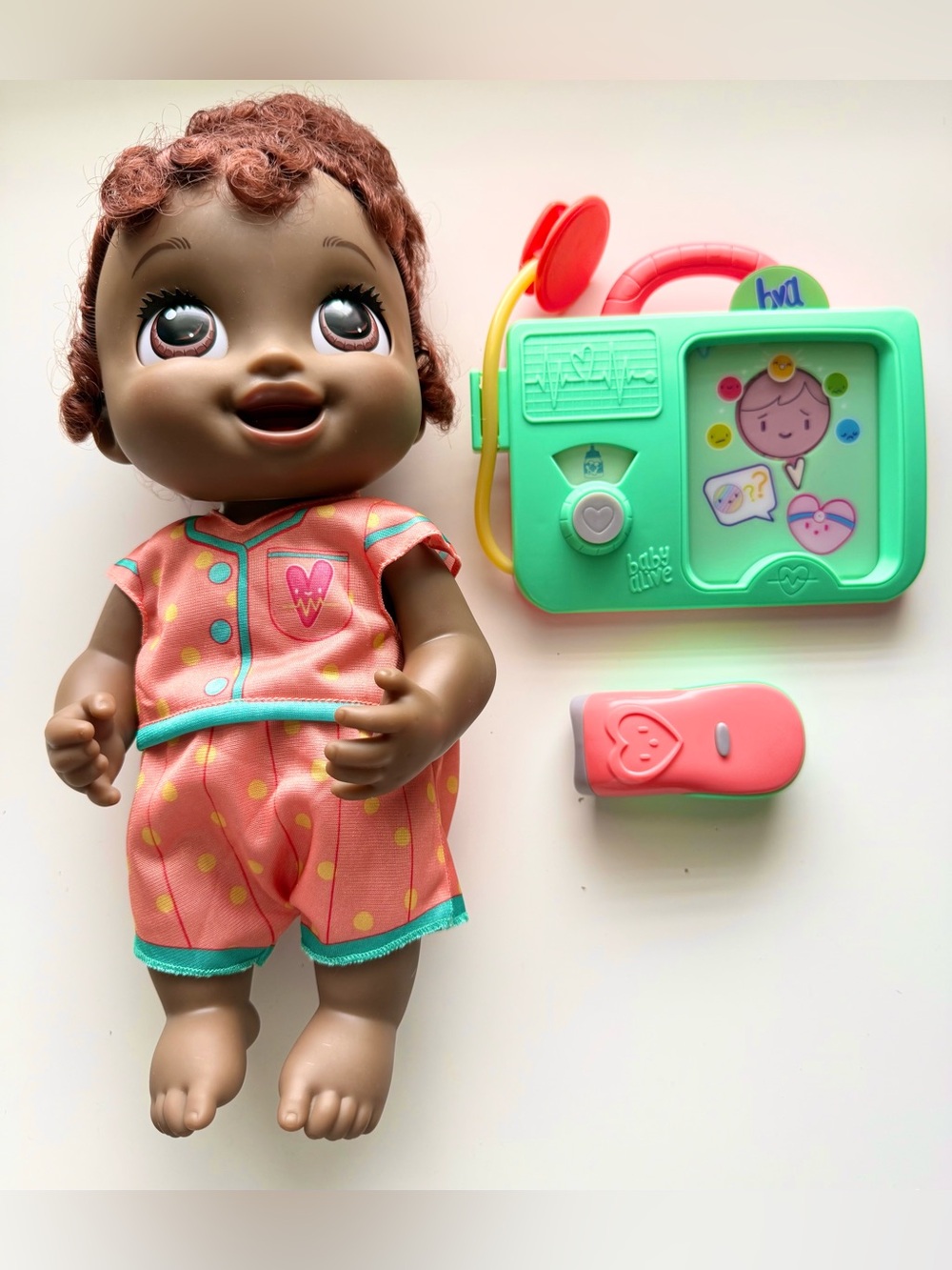 Hasbro Baby Alive Lulu Achoo Doll, 12-Inch Interactive Doctor